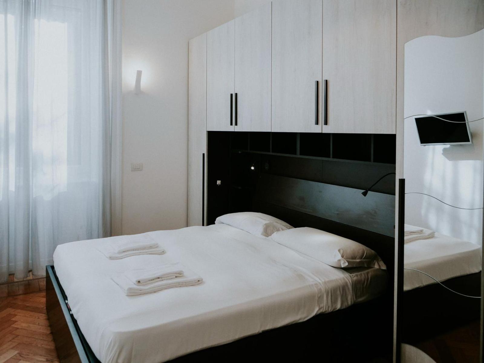 Superstudio 2 Bedrooms Heart Of Apartment Milan
